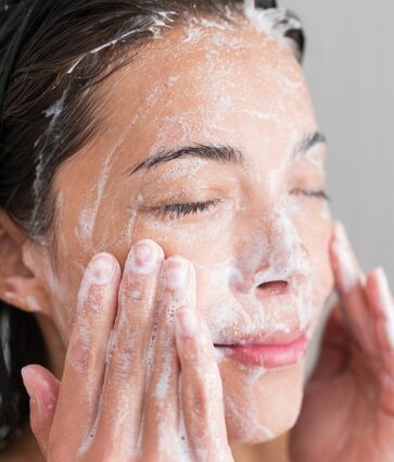 Jabones de farmacia que limpian tus poros a profundidad, ¡sin resecar la piel!