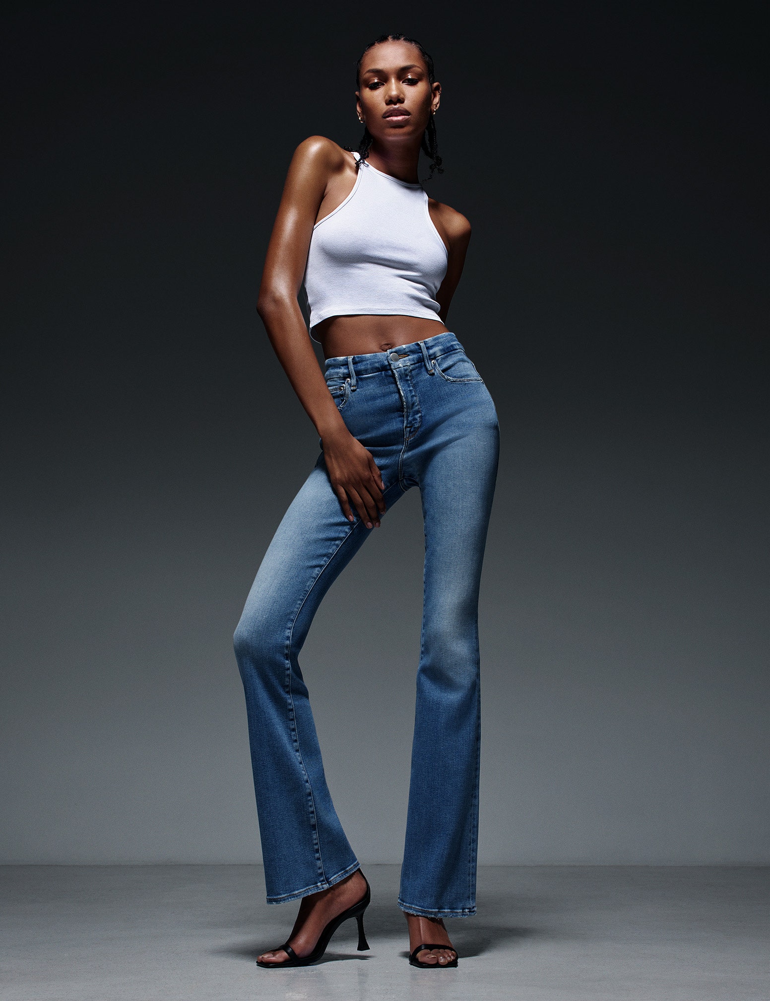 Jeans de la colaboración Good American x Zara