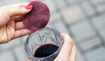 Mascarilla de vino tinto para la cara: Para qué sirve y cómo hacerla paso a paso