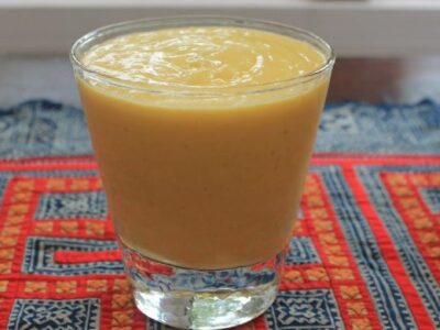 Aprovecha las propiedades del mango para tu desayuno gracias a este smoothie con avena