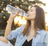 ¿Es verdad que se deben tomar ocho vasos de agua al día?