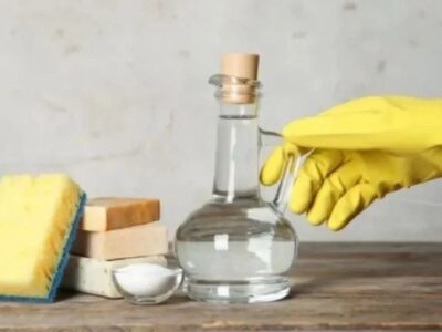 Aprende a fabricar un limpiador casero para darle brillo al piso de tu cocina
