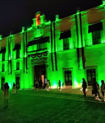 Palacio de Gobierno se ilumina de verde por el Día Nacional de la Donación de Órganos