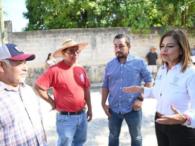 Titular de CEI se reúne con habitantes de Arroyo Seco para inicio de obra vial