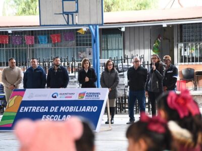 Autoridades entregan mobiliario escolar y rehabilitan instalaciones de primaria de Ezequiel Montes