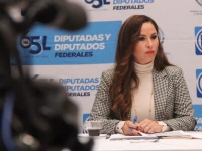 Nombra Xóchitl Gálvez a delegados estatales de campaña; la senadora Estrella Rojas, será la de Querétaro